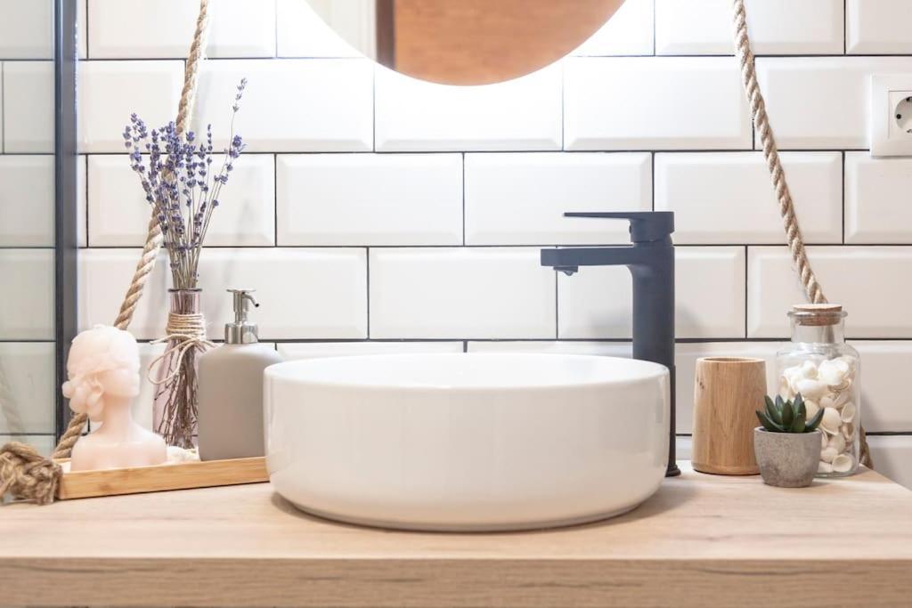 Rb - Urban Loft Retreat, Comfort & Good Location Valencie Exteriér fotografie